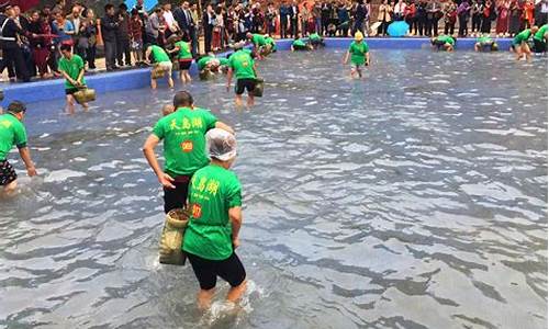 浑水摸鱼近义词_浑水摸鱼